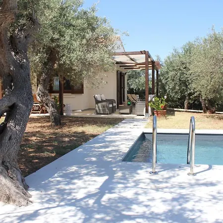 Il Villino ---piscina-spiaggia Privata---